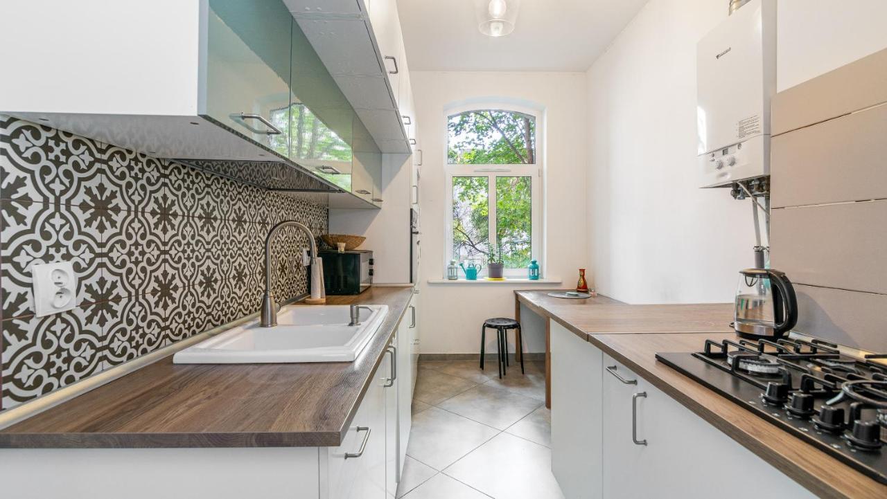 Apartment Venti Broniewskiego 1 *
